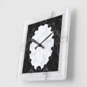 Grafische kaart met witte en zwarte marmer vierkante klok (Hoek)