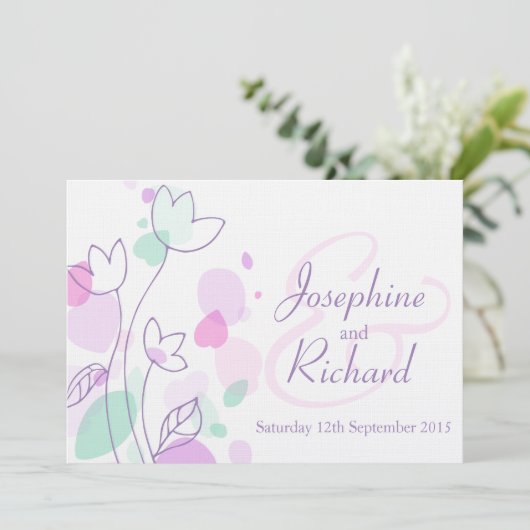 Grafische moderne bloemblaadjes paarse bruiloft ui kaart (Staand voorkant)