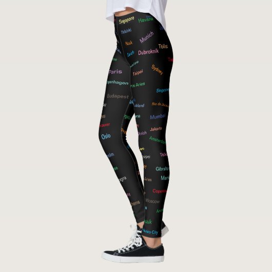 Grafische plaats van de Wereld op zwarte Leggings (Links)