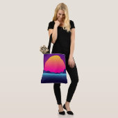 Grafische zonsondergang tote bag (Op model)