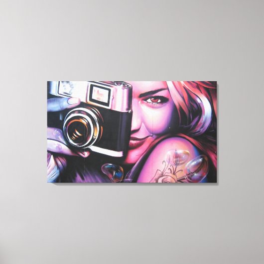 Grafitti Woman met camera Canvas Afdruk (Voorkant)