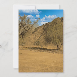 Grafveld in de Hajar bergen van de VAE Feestdagenkaart