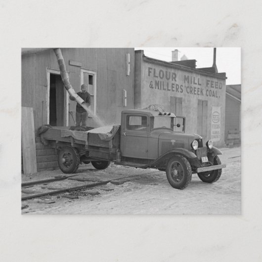 Grain Delivery Truck, 1937 Briefkaart (Voorkant)