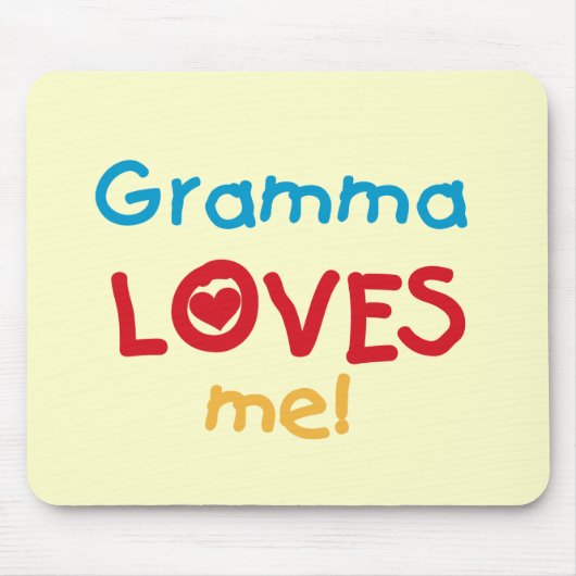 Gramma Loves Me T-shirts en geschenken Muismat (Voorkant)