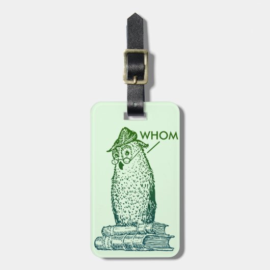 Grammar Owl zegt Whom Bagagelabel (Voorkant verticaal)