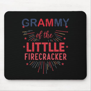 Grammy van de kleine Firecracker op 4 juli Muismat