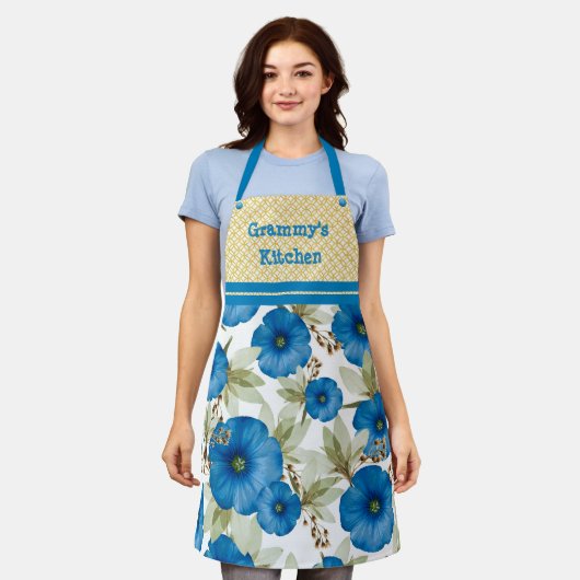 Grammy's keuken - Blauwe flora en geel patroon Schort (Gedragen)