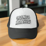 Grampa!! Moderne eenvoudige coole strip Trucker Pet<br><div class="desc">Dit eenvoudige en moderne ontwerp bestaat uit san serif typografie.</div>