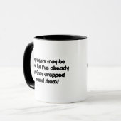 Gran is gewikkeld. mok (Voorkant links)