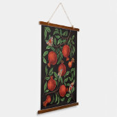 Granaatappels en Bella Moths Hangend Wandkleed (Gebogen)