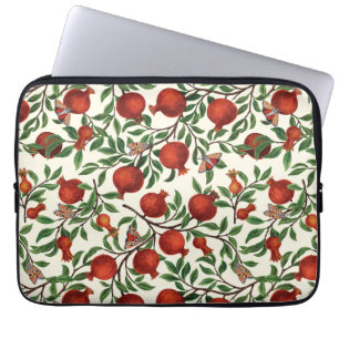 Granaatappels en Bella Moths op gebroken wit Laptop Sleeve