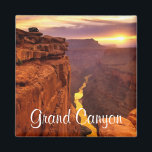 Grand Canyon National Park Arizona Sunset Magnet<br><div class="desc">Woorden kunnen alleen maar hopen om de visie te beschrijven die de Grand Canyon is. Degenen die het voor het eerst zien, hebben vaak geen woorden voor woorden, en anderen zeggen nog steeds dat het voor het eerst zien een religieuze ervaring is. Deze leuke reismagneet heeft een prachtige zonsondergang boven...</div>