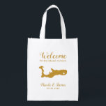 Grand Cayman Map Wedding Welcome Bag, Gold Tas Ba Boodschappentas<br><div class="desc">Het weekend van de bruiloft heet cadeautas voor gasten uit de stad voor je bruiloft,  met afbeelding van het eiland Grand Cayman,  met hart dat je op de precieze locatie kunt plaatsen. Vul het tas met je favoriete ganzen.</div>