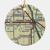 Grand Forks ND Keramisch Ornament (Achterkant)