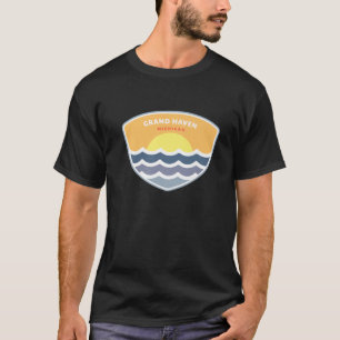 Grand Haven Michigan MI Sunset Vacation Souvenir T-shirt
