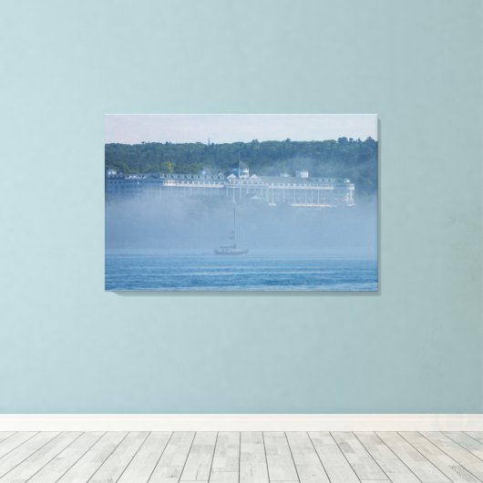Grand Hotel Through the Fog Canvas Afdruk (Insitu (Houten vloer))