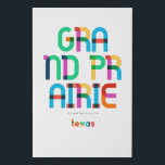 Grand Prairie Texas Mid Century, Pop Art, Imitatie Canvas Print<br><div class="desc">Grand Prairie Texas klassieke retro teruggooistijl uit de jaren 70 en 80. Heldere primaire kleuren in de 20e-eeuwse abstracte kunststijl met eenvoudige geometrische elementen.  pop kunst. Simpel gewaagd,  draag je geboortestad hardop.</div>