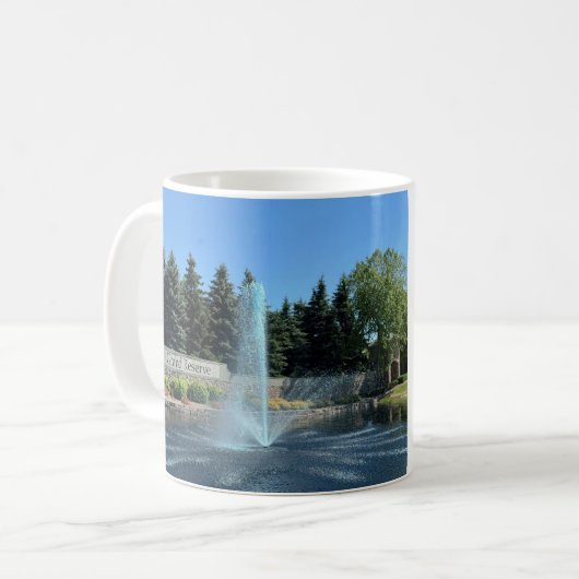 Grand Reserve Front Entrance Coffee Mok (Voorkant links)