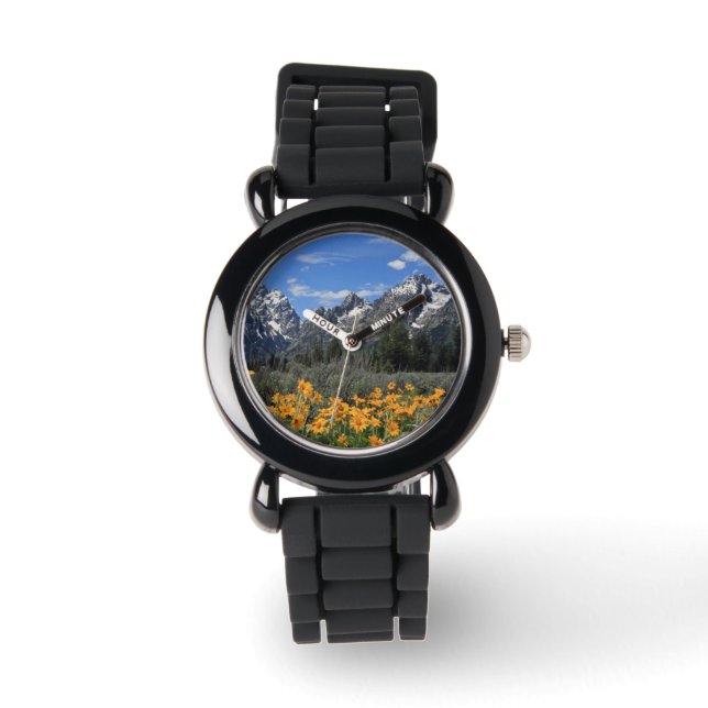 Grand Tetons met Gele Bloemen Horloge (Voorkant)