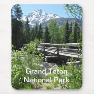 Grand Tetons Spring Snow and Wood Bridge Muismat
