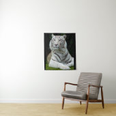 Grand White Tiger Wandkleed (In situ)