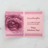 GRANDDAUGHTER Valentijnsdag - Roze Roze & kant Feestdagen Kaart (Binnen)