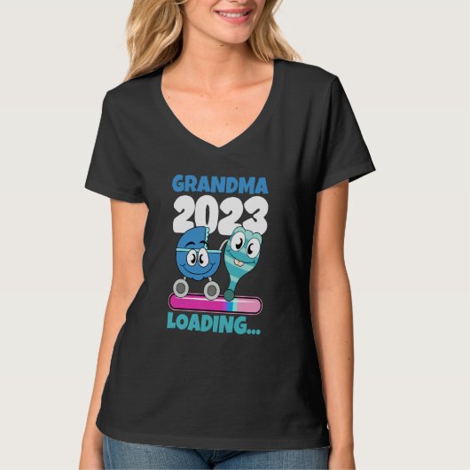 Grandma 2023 Loading  2 T-shirt (Voorkant)