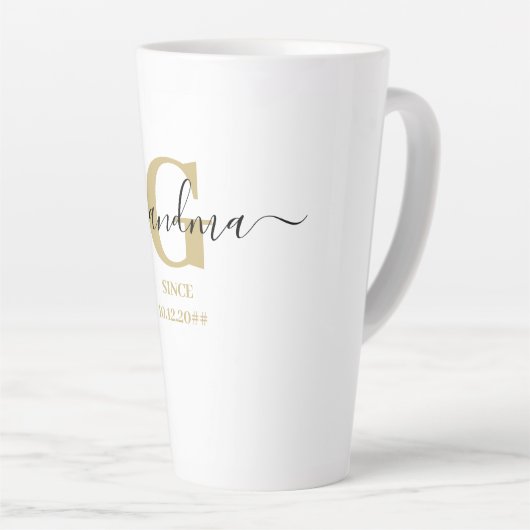 Grandma Elegant Script Monogram Golden Ochre Latte Mok (Rechterhoek)