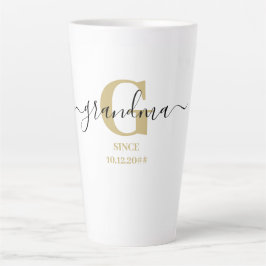 Grandma Elegant Script Monogram Golden Ochre Latte Mok