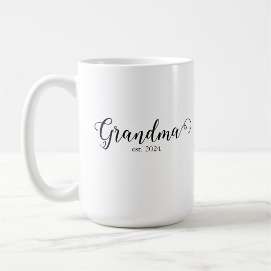 Grandma Est Modern Black Script Custom Date Koffiemok (Links)