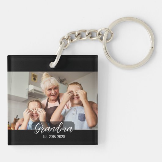Grandma Est. White script photo Sleutelhanger (Achterkant)