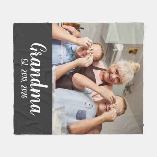 Grandma Established White Script Photo Fleece Deken (Voorkant (Horizontaal))