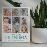 Grandma Gift | Liefde foto Fotoplaat<br><div class="desc">Een gepersonaliseerde fotoplak van oma met een elegante witte achtergrond die kan worden veranderd in elke kleur,  een collage sjabloon van 9 afbeelding die je kunt aanpassen,  het gezegde "hou van je oma" en de namen van de kleinkinderen.</div>