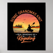 Grandma Kayaking Poster (Voorkant)