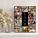 Grandma Love 10 Photo Collage Black Imitatie Canvas Print<br><div class="desc">Een zwarte foto collage faux canvas print om de beste oma ooit te vieren. Personaliseer haar foto's van haar kleinkinderen,  kinderen en andere familieleden met tien foto's. "LOVE" staat in elegante witte tekst onderaan het midden.</div>