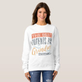 Grandma Moments woord kunst schattig sweatshirt (Voorkant volledig)