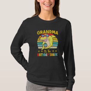 Grandma Of The Shark Birthday Family Birthday Gran T-shirt