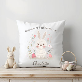 Grandma’s First Easter Personalized  Kussen