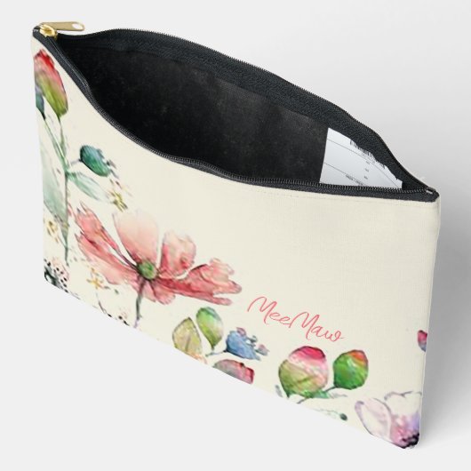 “Grandma’s Garden” Print Cosmetic Bag Etui (Open)