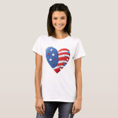 ​"Grandma’s Pride" Flag-Heart Tee T-shirt (Voorkant volledig)