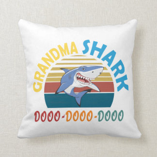 Grandma Shark doo dooo dooo Kussen