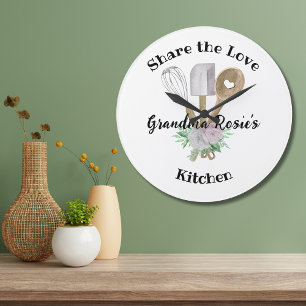 Grandma's Kitchen   Deel de Liefde Gepersonaliseer Grote Klok