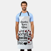 Grandma's Kitchen | Geheime Ingrediënt is liefde Schort (Gedragen)