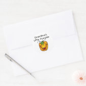 Grandma's Little Pumpkin T-shirts en giften Ronde Sticker (Envelop)