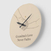 Grandma's Love Never Fades | Minimalist Family Ill Grote Klok (Hoek)