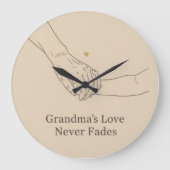 Grandma's Love Never Fades | Minimalist Family Ill Grote Klok (Voorkant)