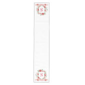 Grandmillennial Kerst Crest | Kerstmis Monogram Medium Tafelloper (Voorkant)