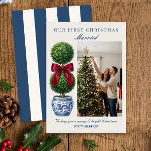Grandmillennial Topiary Eerste Kerstmis Getrouwd Feestdagenkaart