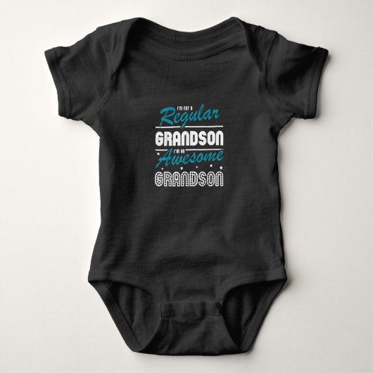 Grandson Gift | Ik ben geen gewone kleinzoon Romper (Voorkant)