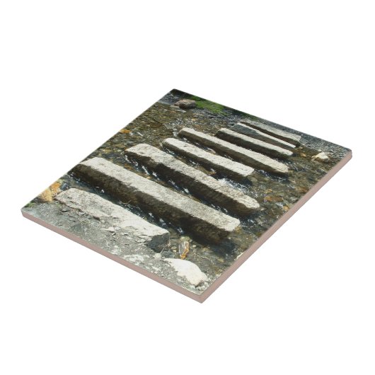 Graniet Stortstenen over een rivier Tegeltje (Zijkant)